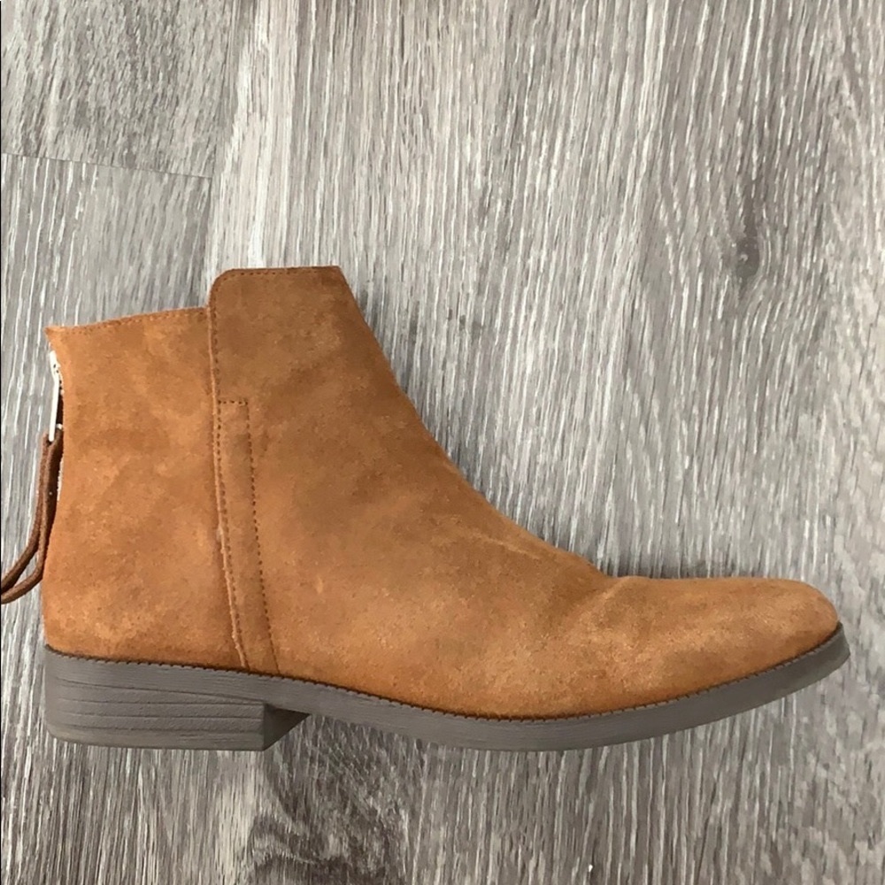 Steve Madden leather suede booties